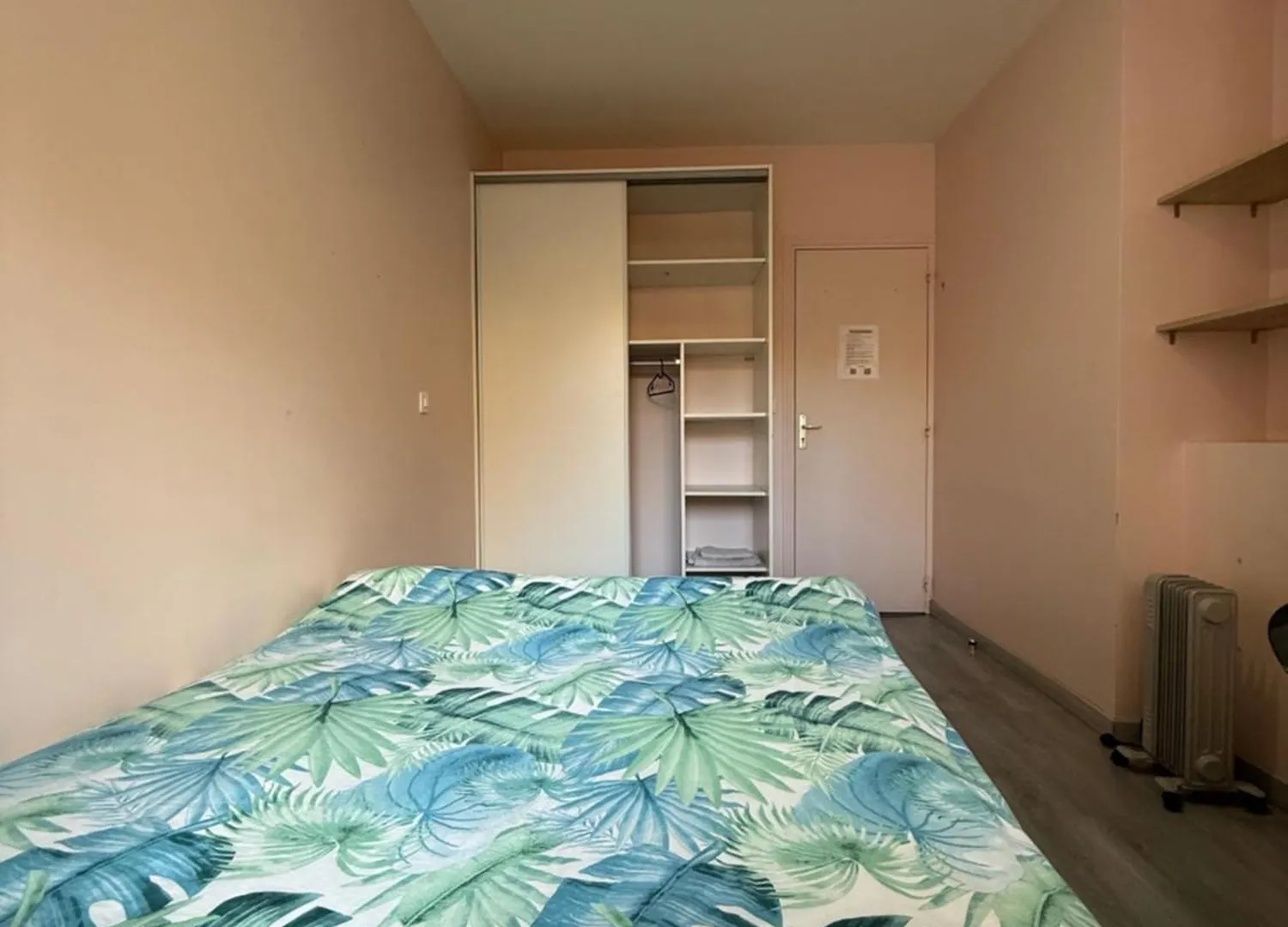 Face A La Gare - Chambre 2 Roanne Guest house